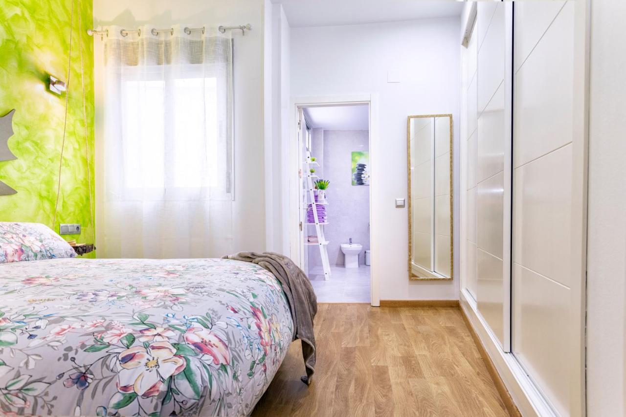 Apartamentos Momas La Casa De Mama Malaga Ngoại thất bức ảnh